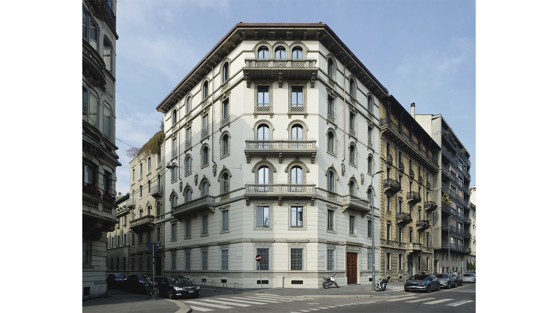 Bizzi & Partners Viale Bianca Maria 31 Milano facciata angolo 3